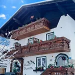Nyaraló Charlotte