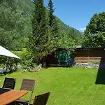 Nyaraló Charlotte Fusch an der Großglocknerstraße