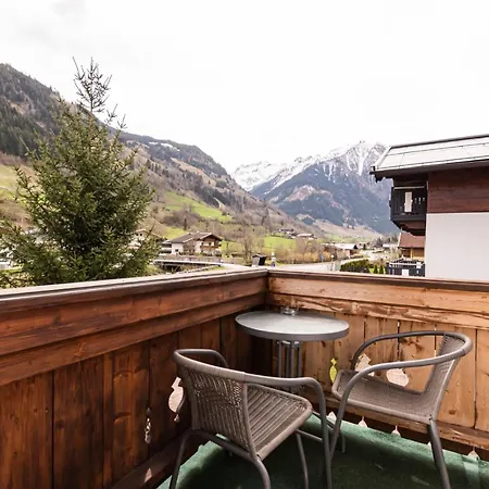 Charlotte * Fusch an der Grossglocknerstrasse