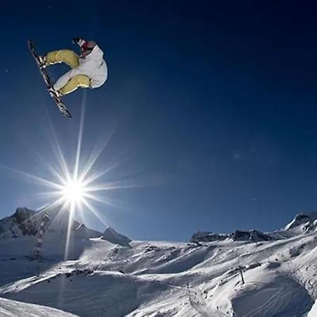 Charlotte Fusch an der Grossglocknerstrasse