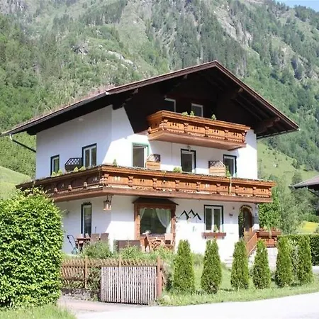 Charlotte * Fusch an der Grossglocknerstrasse